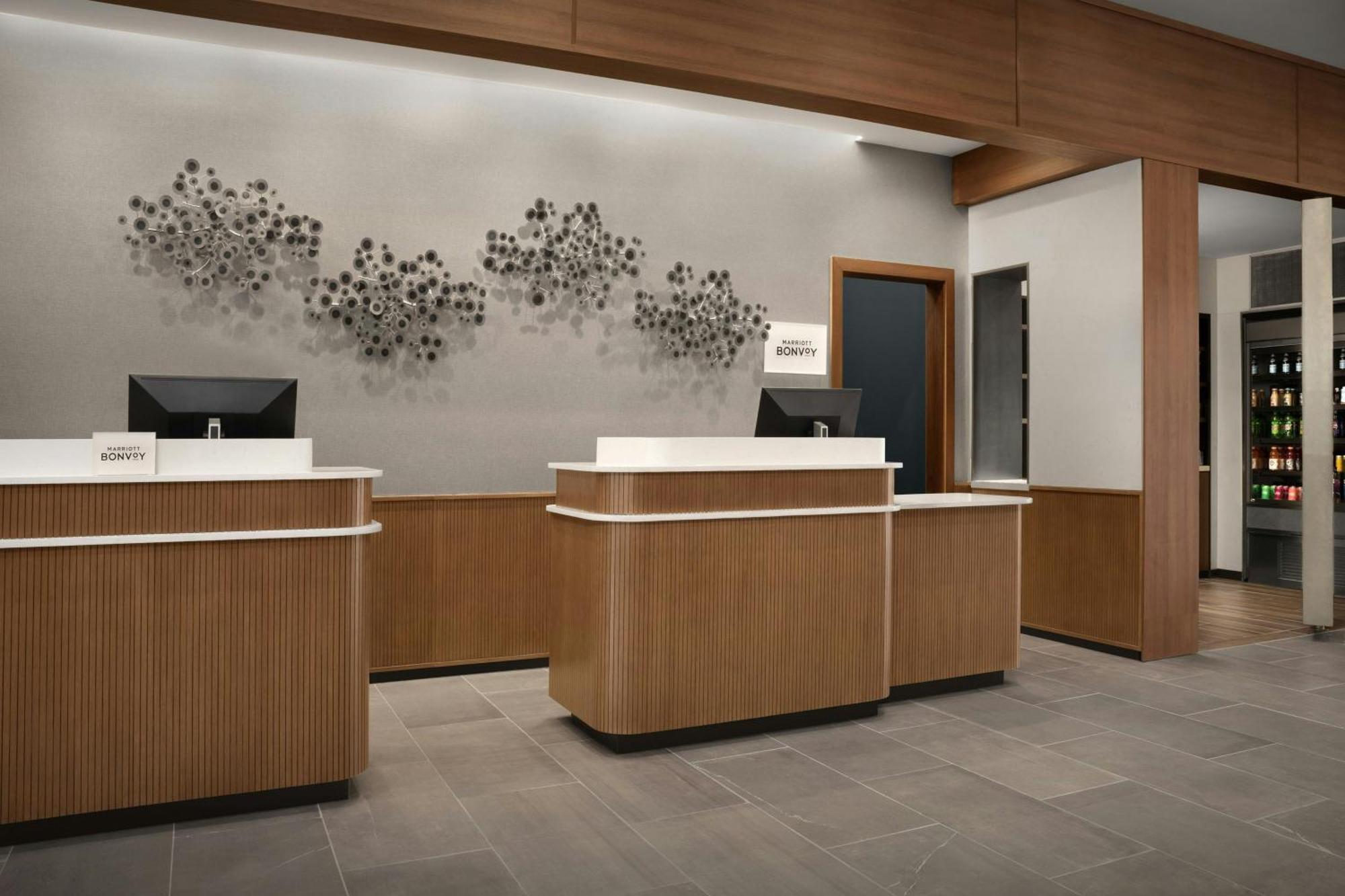 ホテル Courtyard By Marriott Antioch ピッツバーグ エクステリア 写真